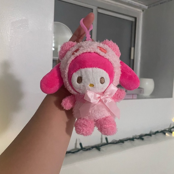 Sanrio keychain bundle - Picture 4 of 6